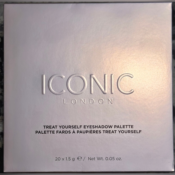 Iconic London Treat Yourself Eyeshadow Palette - 20 Shades - Picture 2 of 4